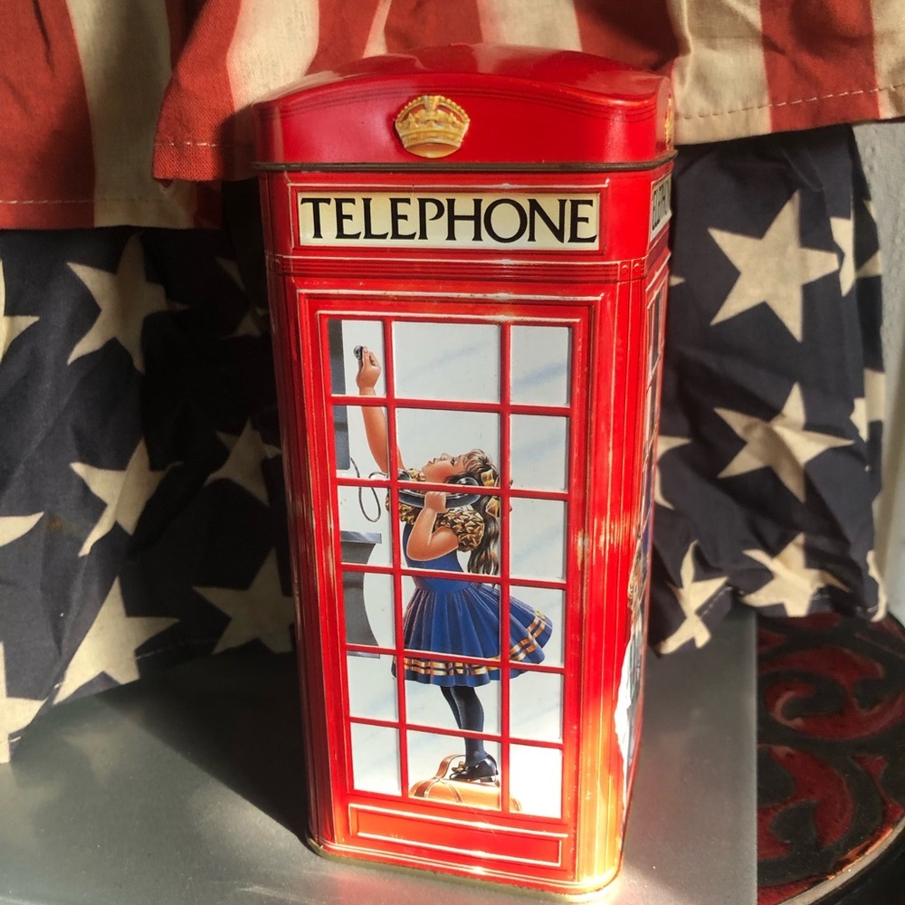 Churchill's Red English Telephone Booth Tin Bank
